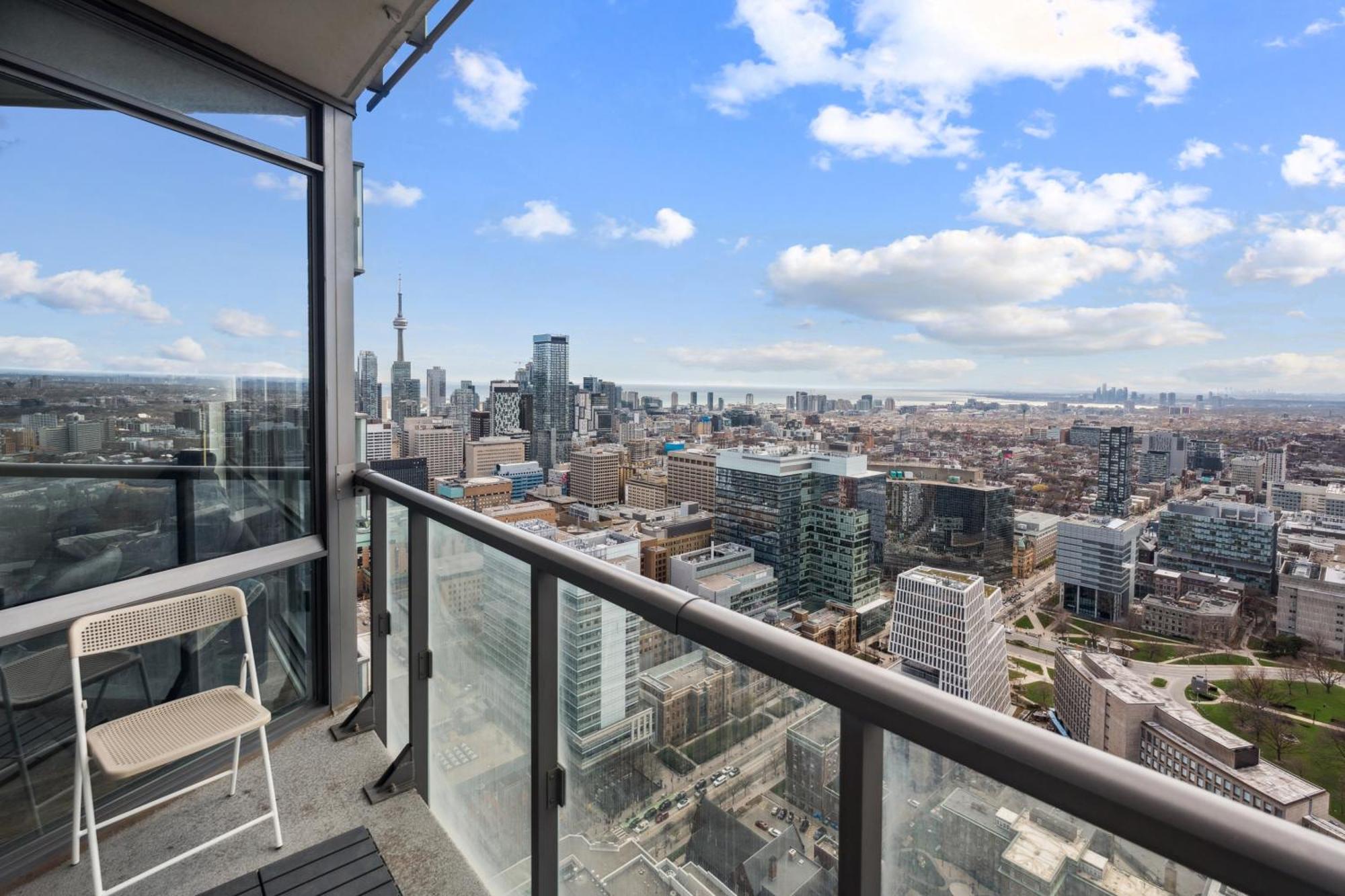 Globalstay. Burano Condos In Downtown Toronto Exterior photo