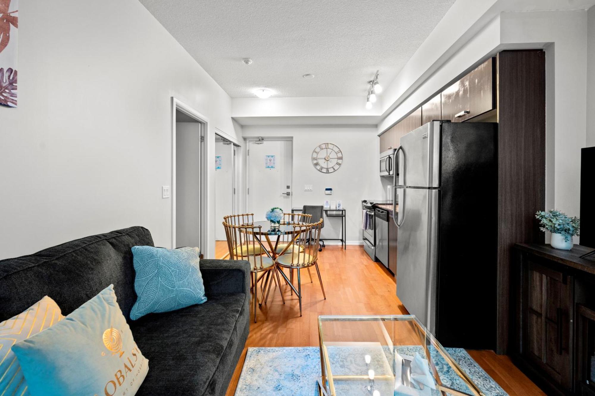 Globalstay. Burano Condos In Downtown Toronto Exterior photo